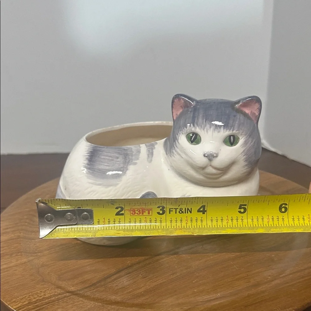 Gray and White Ceramic Cat Planter